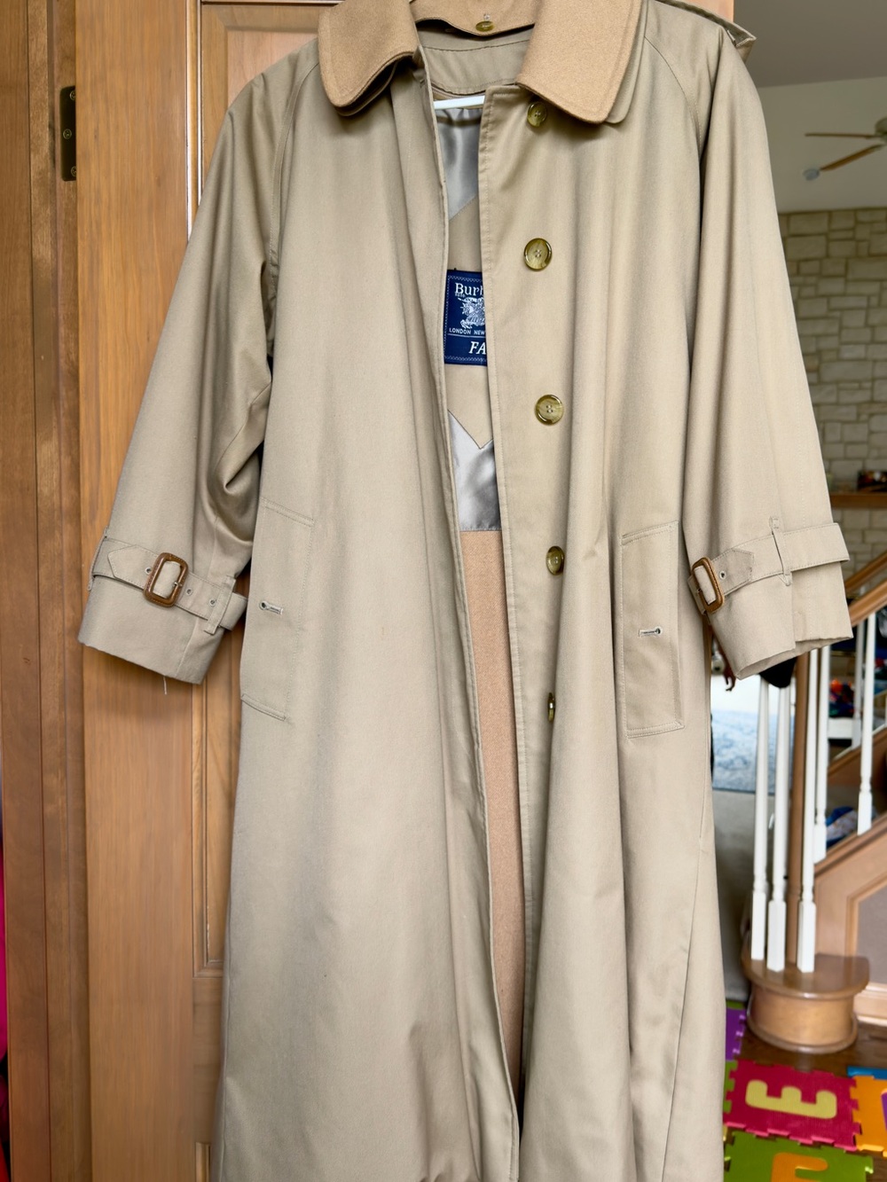 Burberry Tan Beige Classic Trench Coat